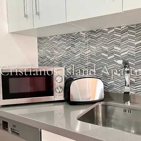 Cristianos Island Apartament