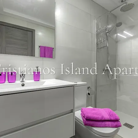 Apartament Cristianos Island *