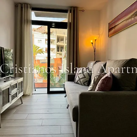 Apartament Cristianos Island *