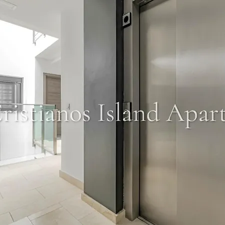 Apartament Cristianos Island Los Cristianos (Tenerife)